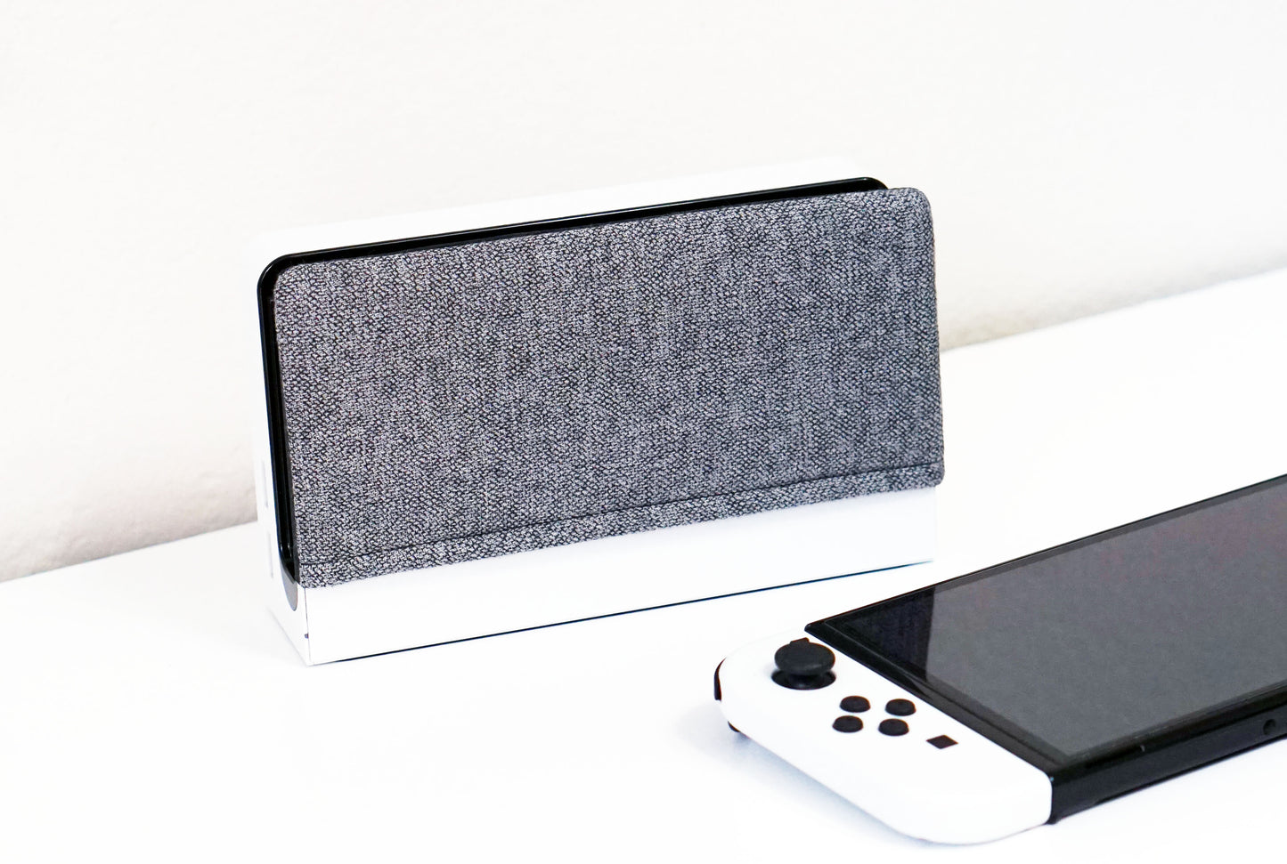 Gray Knit - Padded Dock Cover Made For Nintendo Switch